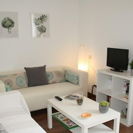 Apartamento Tia Maria Apartment Malaga Ngoại thất bức ảnh