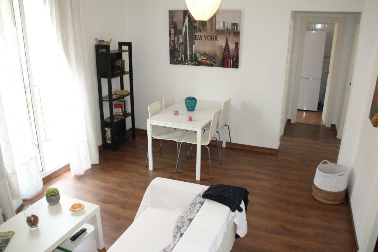 Apartamento Tia Maria Apartment Malaga Ngoại thất bức ảnh