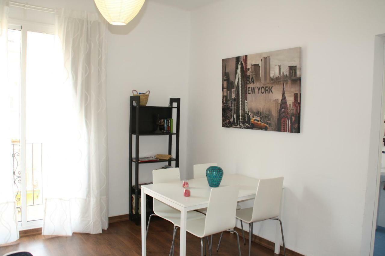 Apartamento Tia Maria Apartment Malaga Ngoại thất bức ảnh