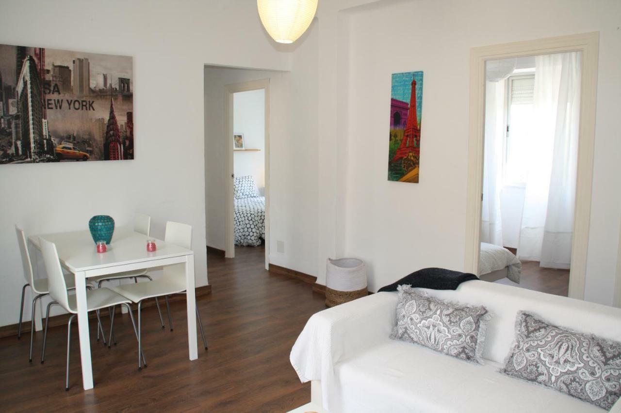 Apartamento Tia Maria Apartment Malaga Ngoại thất bức ảnh