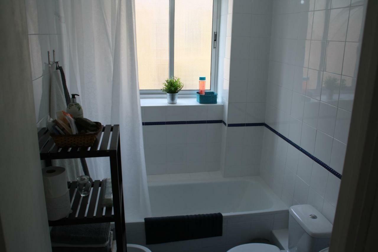 Apartamento Tia Maria Apartment Malaga Ngoại thất bức ảnh