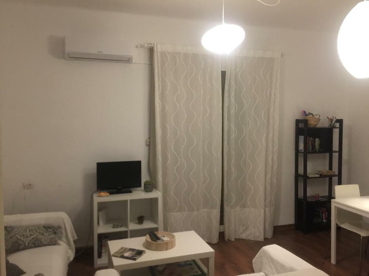 Apartamento Tia Maria Apartment Malaga Ngoại thất bức ảnh